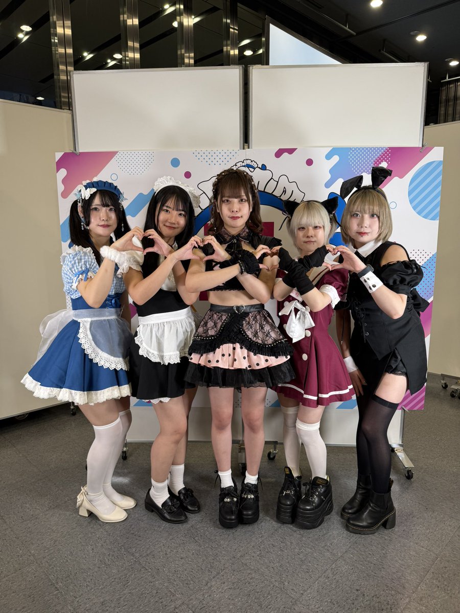 chomaid_jp's tweet photo. 合同撮影会の様子です✨
みなさまご参加ありがとうございました💖 https://t.co/RdFWjaXAmc