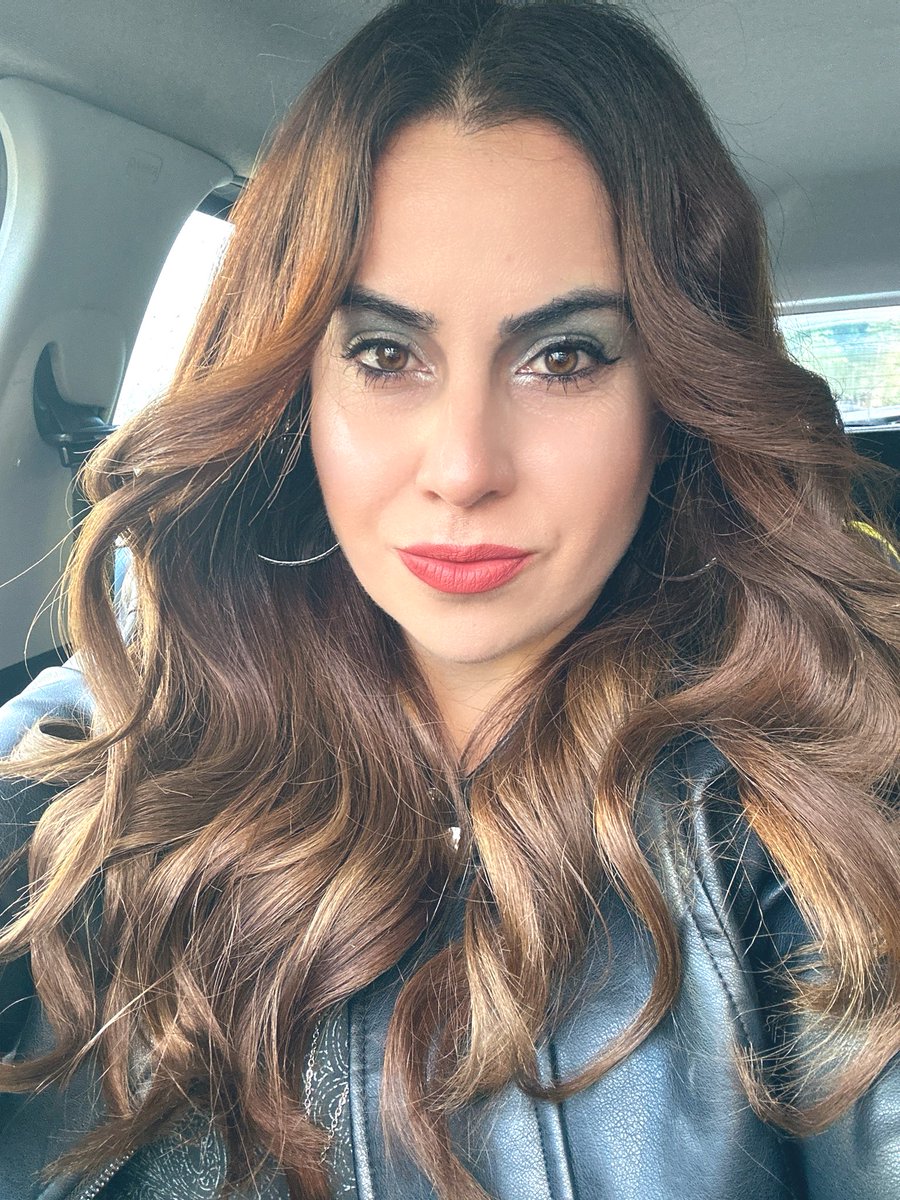 Ben bugün 39 oldum arkadaşlar 🎉🥳🌸🎂🙏