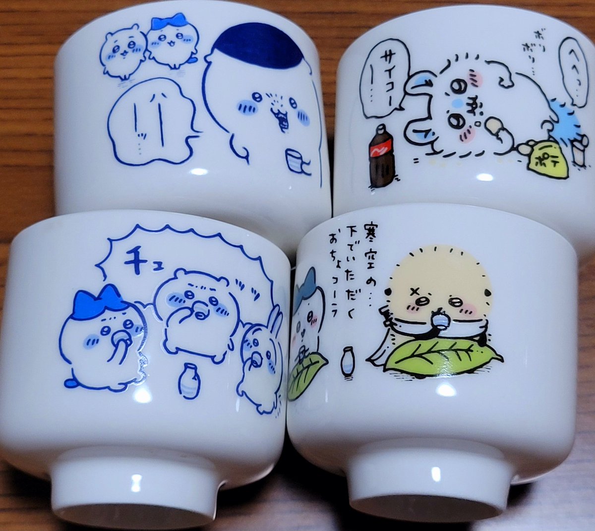 今日の戦利品!このポケモン柄めっちゃすきで取れてよかった!!あとちいかわのおちょこ!!めっちゃ欲しくて再販されてガチャした!くりまんじゅう先輩欲しかったけど出なくて私たちの後にガチャった方が欲しいものを私が持ってたので交換してもらった!ありがとうございます!(*'ω`*) 