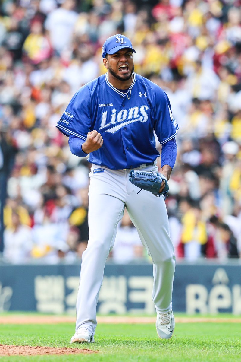 [2024 PO MVP ‘레예스’]

PO 2승 ERA 0.66!
든든하게 마운드를 책임진 선발투수!
레예스 선수에게 아낌없는 박수 부탁드립니다!