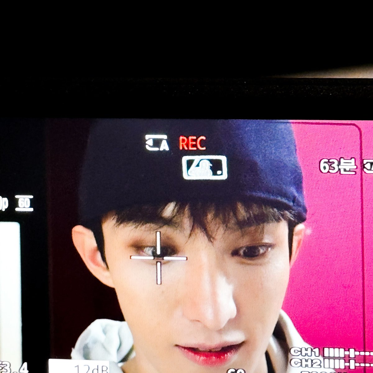 [17'S 도겸] 세븐틴 그리고 울 캐럿들 음중까지 고생했다¨̮ 미주투어 잘 다녀올게요! 캐럿들 아프지말고 건강하게 잘 보내고 있어요! 도아해🩷🩵