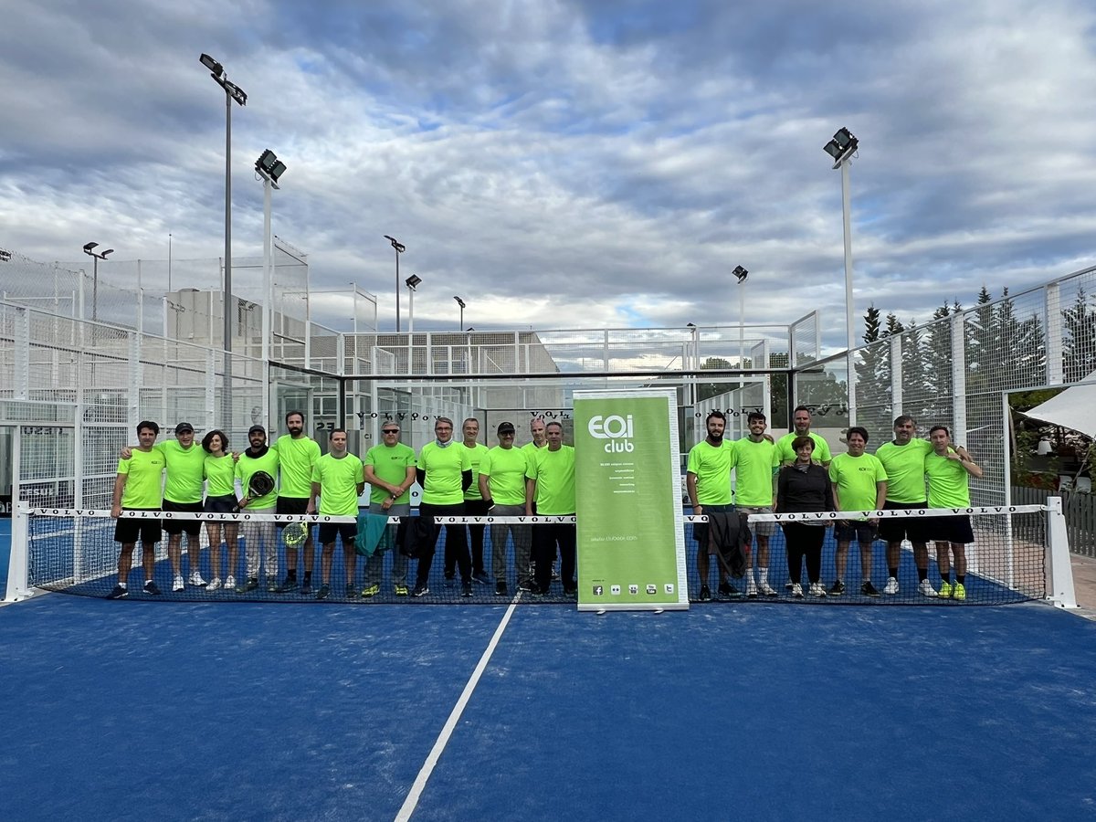 eoi's tweet photo. 📢 Celebramos el XVIII Tornero de Pádel organizado por el @clubeoi con nuestros Alumni en la @ciudadraqueta 🎾
🟢Un sábado deportivo para fomentar el #networking y la vida saludable 💚
🔗 https://t.co/wwXynS7AY0
#AlumniEOI
#somosEOI https://t.co/9WBpNLnICA
