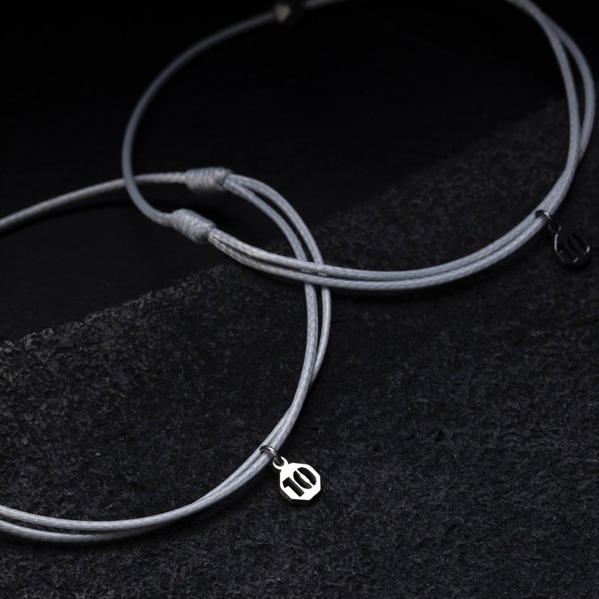 atolyewolf's tweet photo. Atolyewolf 10th Years!
Limited edition “10th Years Bracelets” for $10 only at https://t.co/rghy2BWUfl https://t.co/2EGumo1OzB