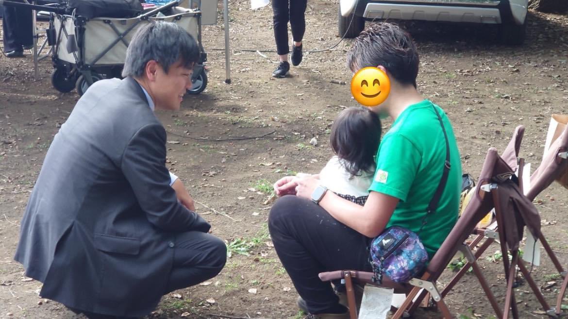 honjosatoshi's tweet photo. 選挙戦5日目。今日も柏市内各所にて演説し、政策を訴えました。また、地元選出の前議員として、ご挨拶など公務もありました。

ハイライトは柏駅東口での演説会。秘書時代含め24年間、ともに「政権交代可能な政治」を目指してきた #岡田克也 前幹事長の来援のもと、政策と政治改革を訴えました。

今日は20時まで、柏の葉キャンパス駅にて活動します。引き続き、よろしくお願いいたします！

#政権交代なくして日本の未来なし 
#衆院選 #本庄さとし #本庄知史 #やっぱり即戦力 #向き合う政治 #立憲民主党 #千葉8区 #柏市