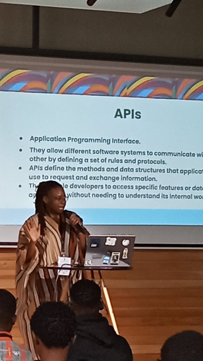 mutwiriian's tweet photo. APIs and SDK.... This will be fun
#GopherConAfrica #gophercon2024 https://t.co/JRbuKQX5Kj