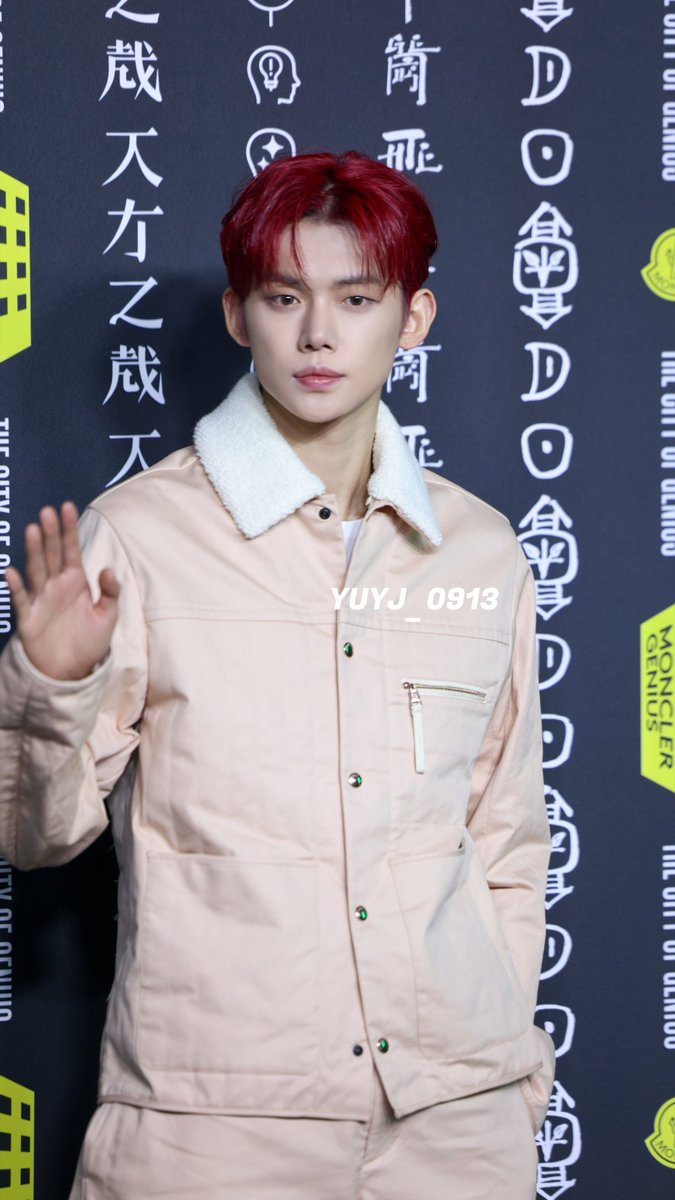 4ThGenItBoyCYJ's tweet photo. he looks so good omg

YEONJUN AT MONCLER GENIUS
#YEONJUNxMONCLERGENIUS
#MONCLERGENIUS @Moncler
#YEONJUN #연준 @TXT_bighit https://t.co/Vw4wg04I3O