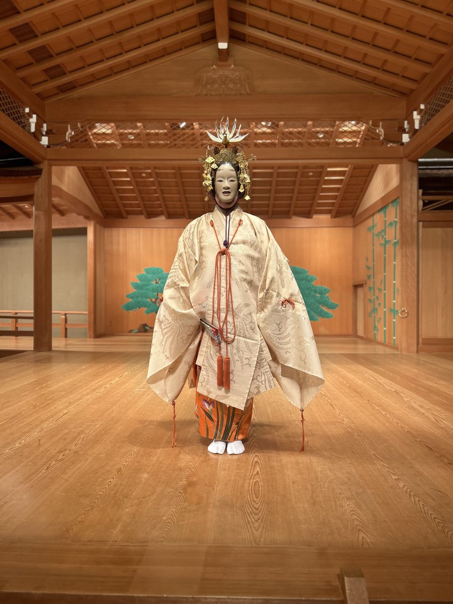 AphasiaLab's tweet photo. Awesome day #2 #AoA2024 #brains #PPA #neuralRythms and #Noh performance! https://t.co/EPKouLZPHN
