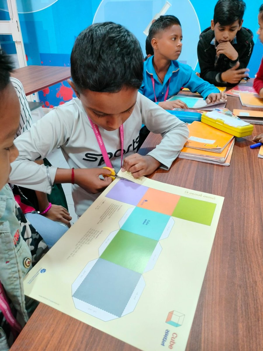 RespireLearning's tweet image. You asked:
In #STEMeducation, How do you incorporate maths subjects in Hands-on #learning practice?

Us, @RespireLearning :
Let me show you how. ⤵