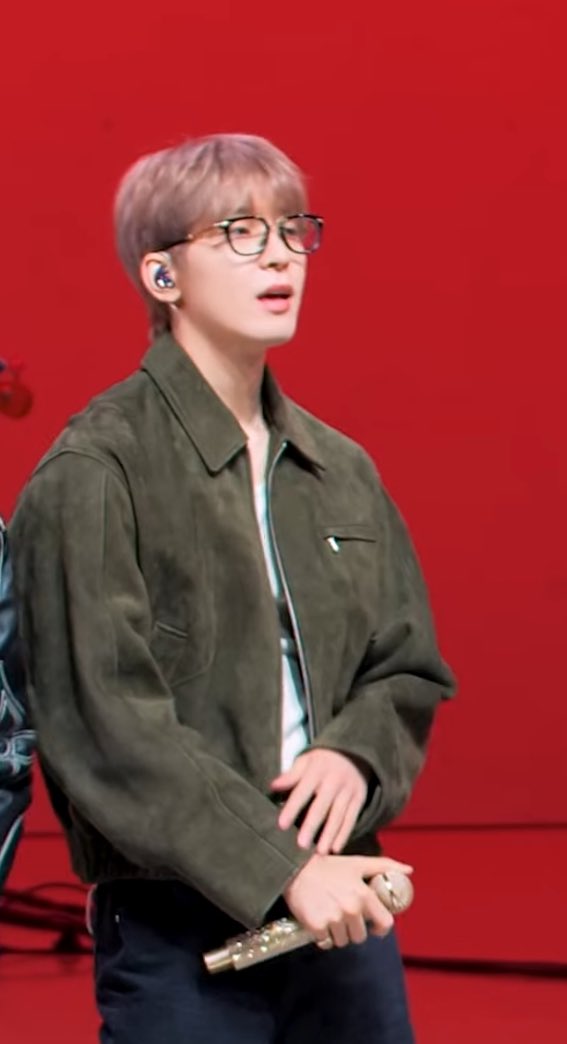 #itsLive_event_SEVENTEEN_4 
전원우 여기서도 혀앓이 하는거 보고가세요ㅠㅠ
세븐틴 012
라이브 역시 찢었다 
계속 가자 🩵