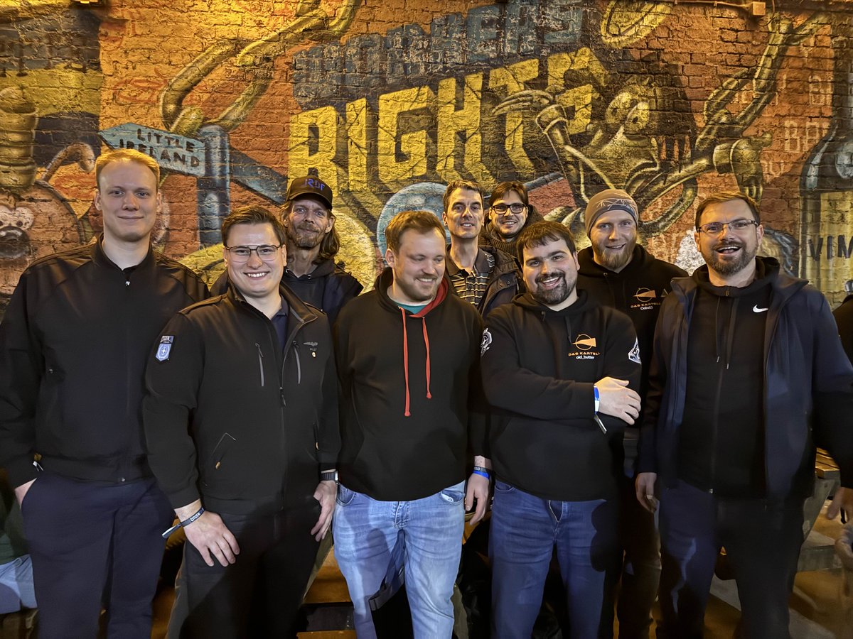 CON42 - Die Star Citizen Fanconvention (@con42de) on Twitter photo Wir sind mit einem Teil, des Orga-Teams natürlich auch vor Ort in Manchester. #CitizenCon2954 #CON42 Wir sind mit einem Teil, des Orga-Teams natürlich auch vor Ort in Manchester. #CitizenCon2954 #CON42