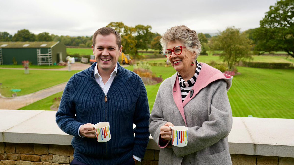 Robert Jenrick tweet media