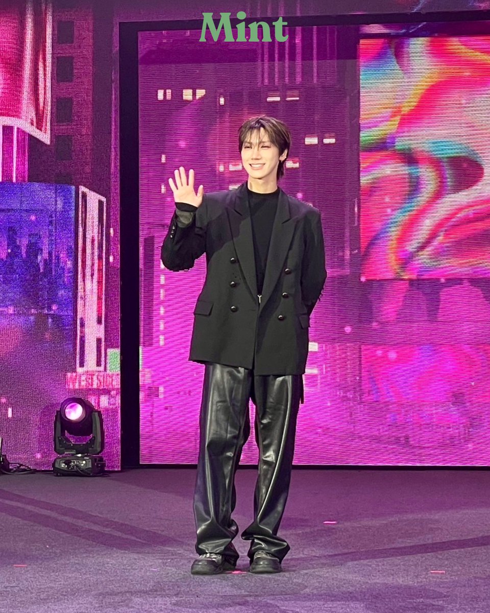 mintmag_th's tweet photo. หล่อประจักษ์! #MintReports ส่งภาพของ #เตนล์ ภายในงานแฟนมีต #TENxFireworkMeetandGreet ที่จัดขึ้นในวันนี้ ณ UOB LIVE, EMSPHERE  💜

TEN X MAYBELLINE EVENT #TENxFireworkMeetandGreet
#TEN #TENLEE 
#MintMagTH https://t.co/0WbUwusvb9