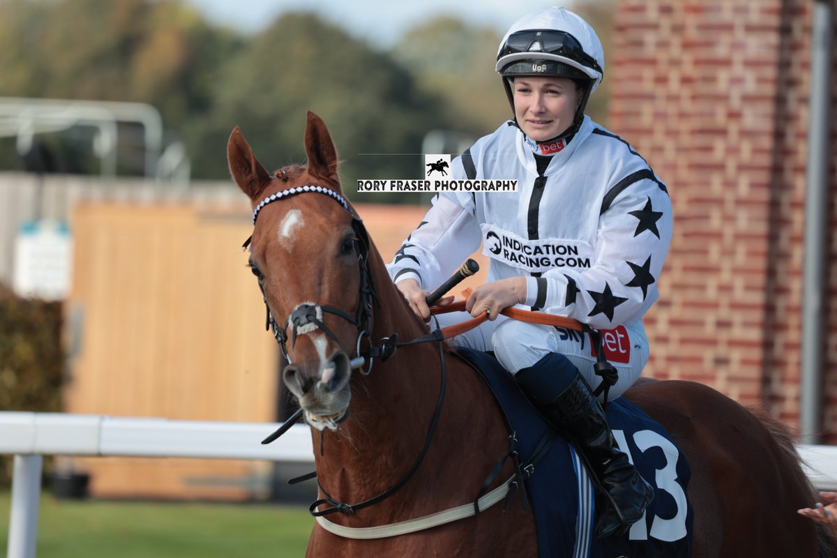 92RoryF's tweet photo. LOOK BACK SMILING (Fast Company x Portico) at York last week for a class two handicap (1m) 
Trained by @GemmaTutty and owned by @NBradleyRacing.
Winner of the Spring Mile at Doncaster in March and seventh in the Cambridgeshire Handicap on previous start. https://t.co/8zWhNAYO7h