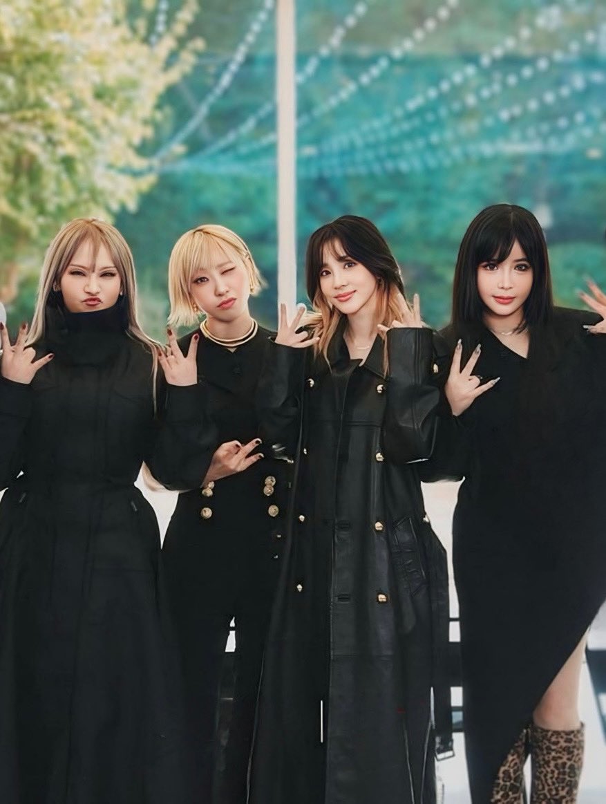 2NE1 for “You Quiz on The Block”