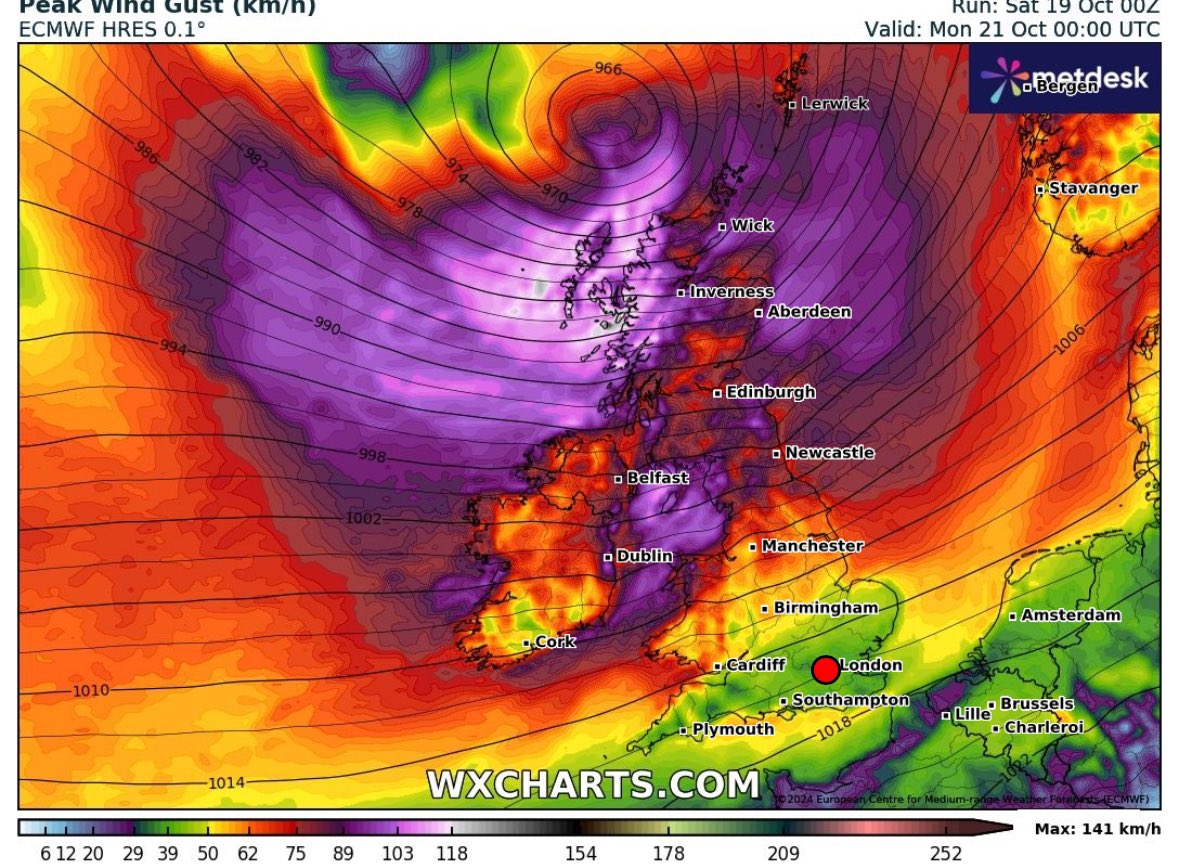 #StormAshley to bring widespread 50-60mph gusts across inland northern England, Scotland and Ireland throughout tomorrow into Monday. Some models indicating the potential for gusts to reach 80-90mph in rural exposed areas like western coasts.