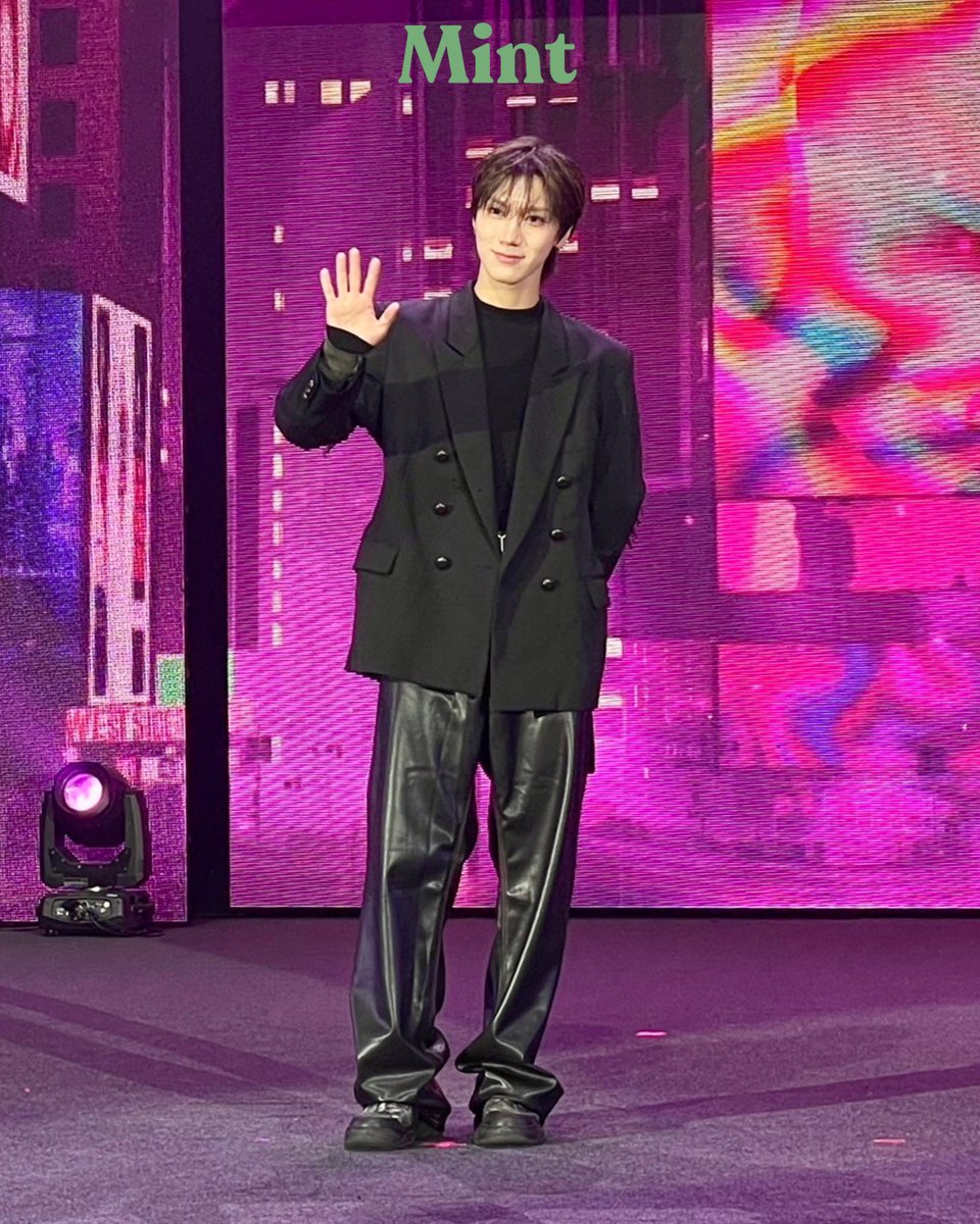 mintmag_th's tweet photo. หล่อประจักษ์! #MintReports ส่งภาพของ #เตนล์ ภายในงานแฟนมีต #TENxFireworkMeetandGreet ที่จัดขึ้นในวันนี้ ณ UOB LIVE, EMSPHERE  💜

TEN X MAYBELLINE EVENT #TENxFireworkMeetandGreet
#TEN #TENLEE 
#MintMagTH https://t.co/0WbUwusvb9