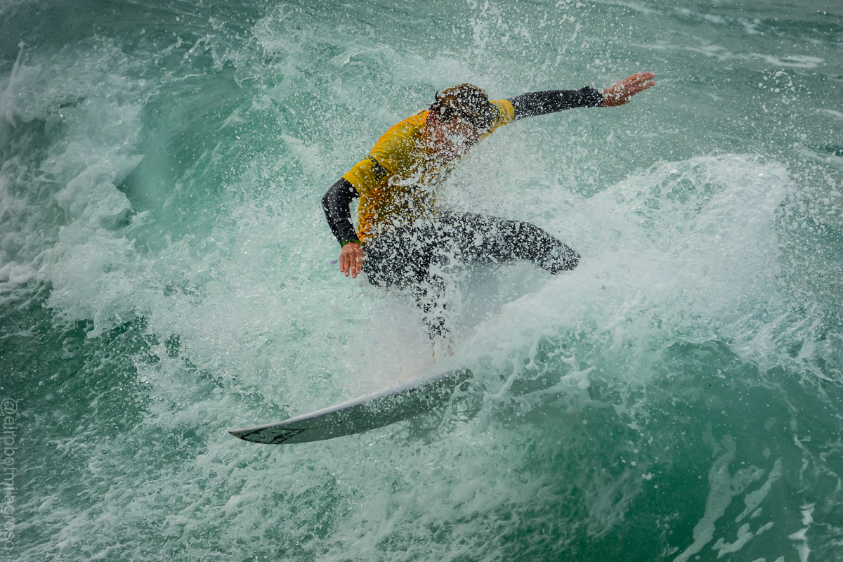 edumazinger's tweet photo. Otra más de ayer viernes (surfer misterioso) del campeonato #acorunakingqueenbay
Hoy sábado un día plomizo. Y mañana domingo la final!!!
#surf #orzan #campeonatodesurf #coruna
@corunamola @laopinioncoruna https://t.co/fidrmAeum3