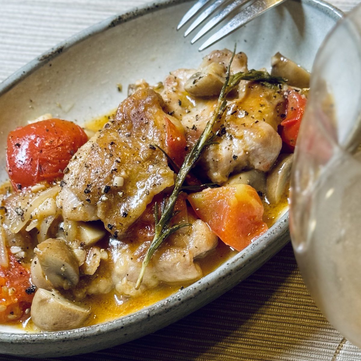 cosk's tweet image. 歌始まりの曲のカンペに「ピッチ確認！」って打ったら漢字変換されず「ピッチかくにん！」と、小保方さんの研究ノートみたいになってしまった（笑）

#cacciatora #cacciatore #polloallacacciatora #カチャトーラ #italianfood #cooking #クッキング #foodstagram #foodporn