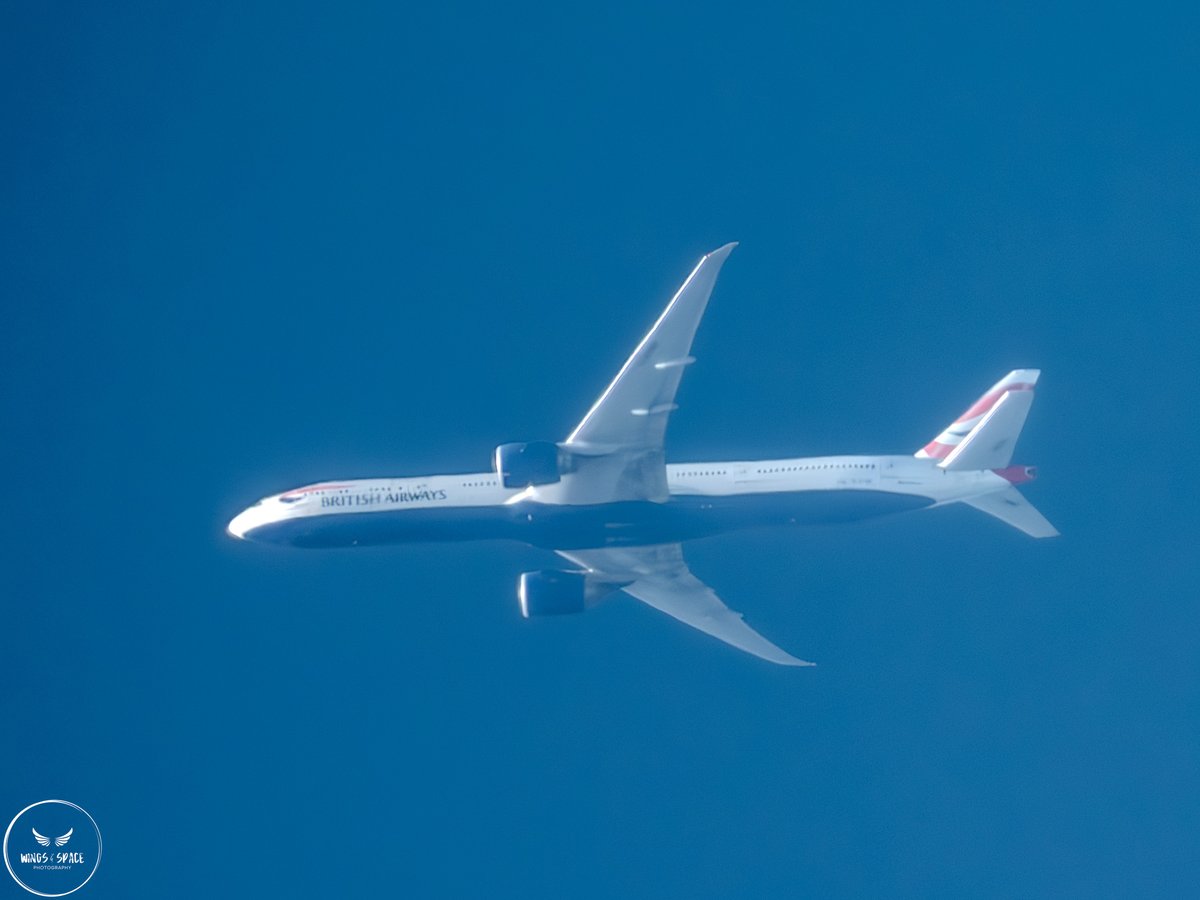 TheSnoopySnoop's tweet photo. #BA282 🇬🇧 British Airways
Boeing 777-336(ER) G-STBF

537mph @ 37,000ft, routing Los Angeles → London

#avgeek #planespotting https://t.co/7Z8rZJiLSj