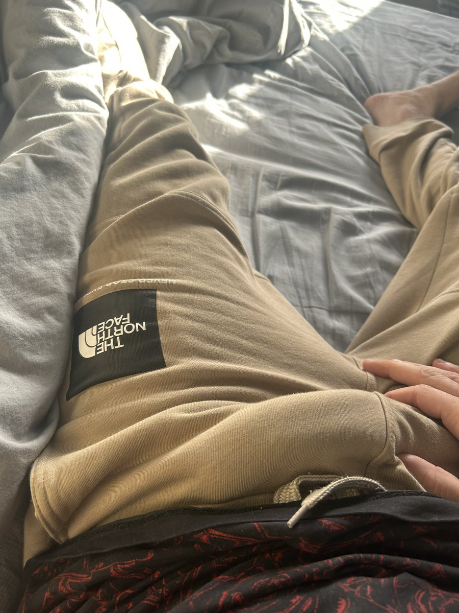 str8lee's tweet photo. @Sksidrot I do 😈 https://t.co/Btnsyoc1Bp