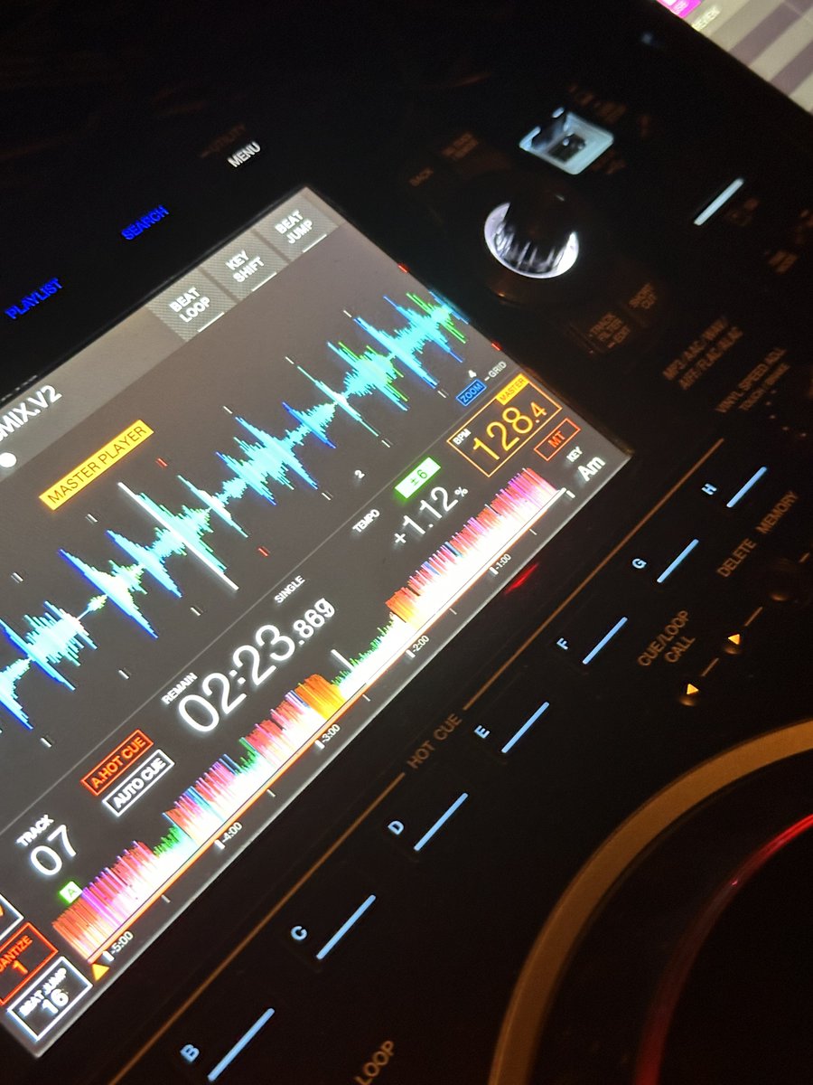 San Pacho tweet media