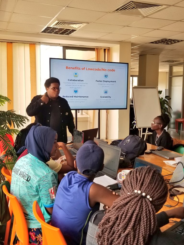 slugada's tweet photo. Benefits of using low-code platforms by @ashaba_jasper
- Faster development
- Cost efficiency
- Agility and flexibility
- Enhanced collaboration
#WomenInTech with @ATCommunityKla
#BuildWithAT #WeLoveNerds #ATDevsUG https://t.co/D8jv8eukBu