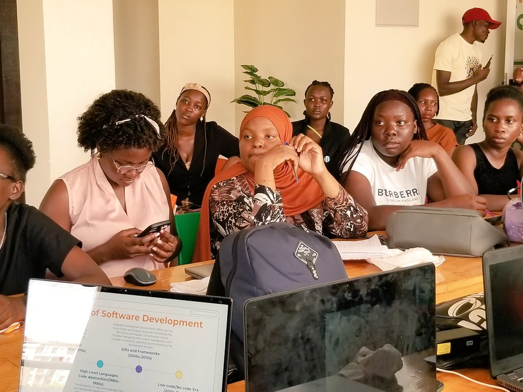 slugada's tweet photo. Benefits of using low-code platforms by @ashaba_jasper
- Faster development
- Cost efficiency
- Agility and flexibility
- Enhanced collaboration
#WomenInTech with @ATCommunityKla
#BuildWithAT #WeLoveNerds #ATDevsUG https://t.co/D8jv8eukBu