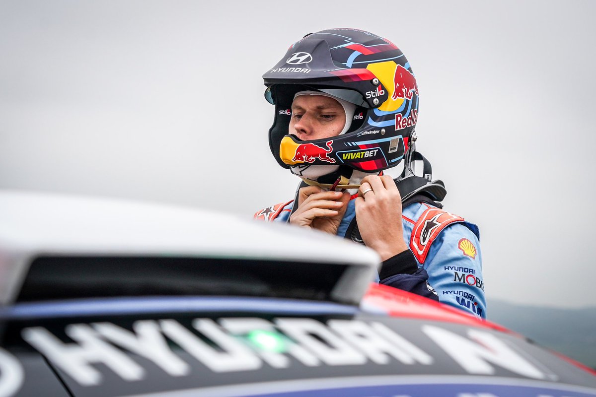 OttTanak's tweet photo. SS11 Schärdinger Innviertel 1 (17,35 km):
💭”Many surprises, which basically from the first corner is difficult to spot. Difficult to find the balance.”
1️⃣ Ogier 9:23.8
2️⃣ Evans +0.1
3️⃣ TÄNAK +1.1
4️⃣ Pajari +3.6
5️⃣ Mikkelsen +9.2
#WRC #RallyCER #goOtt https://t.co/JZU9x5wh02