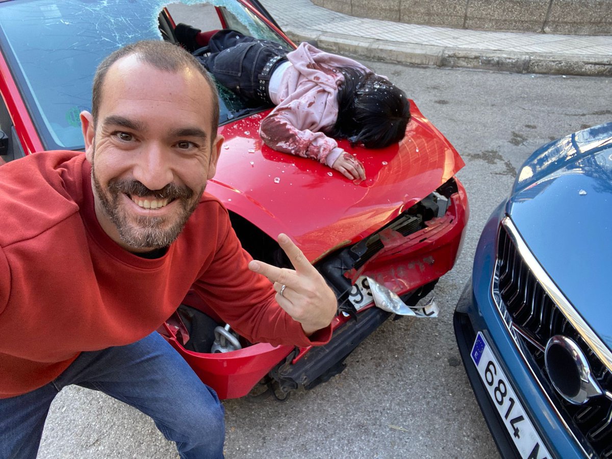 jponcerivero's tweet photo. Ya está disponible en @PrimeVideoES "Medina: el estafador de famosos". 
Está feo que lo diga yo, pero nos ha quedado guapísima. De verdad. Vedla entera y si no os gusta os doy 20 euros*. 

*A repartir entre todos.

#AntonioMedinaEstafadordeFamosos https://t.co/UqdC4fWfiy