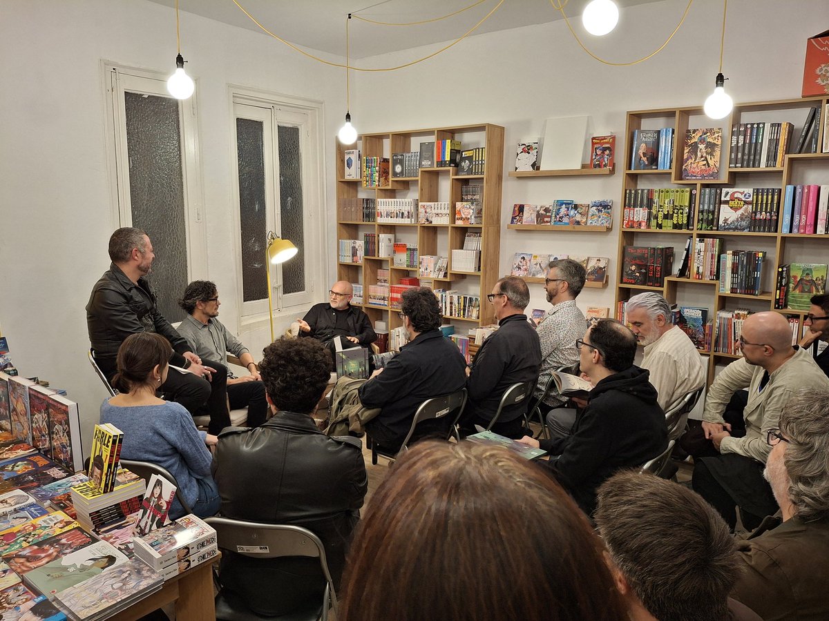 lostreshermanosdemoriarty (@los3demoriarty) on Twitter photo Ayer en la presentación de "Territorio" de <a href="/mafrobledo/">miguel robledo</a> y David Muñoz con <a href="/davidrubin/">davidrubin</a> de presentador. Ayer en la presentación de "Territorio" de <a href="/mafrobledo/">miguel robledo</a> y David Muñoz con <a href="/davidrubin/">davidrubin</a> de presentador.