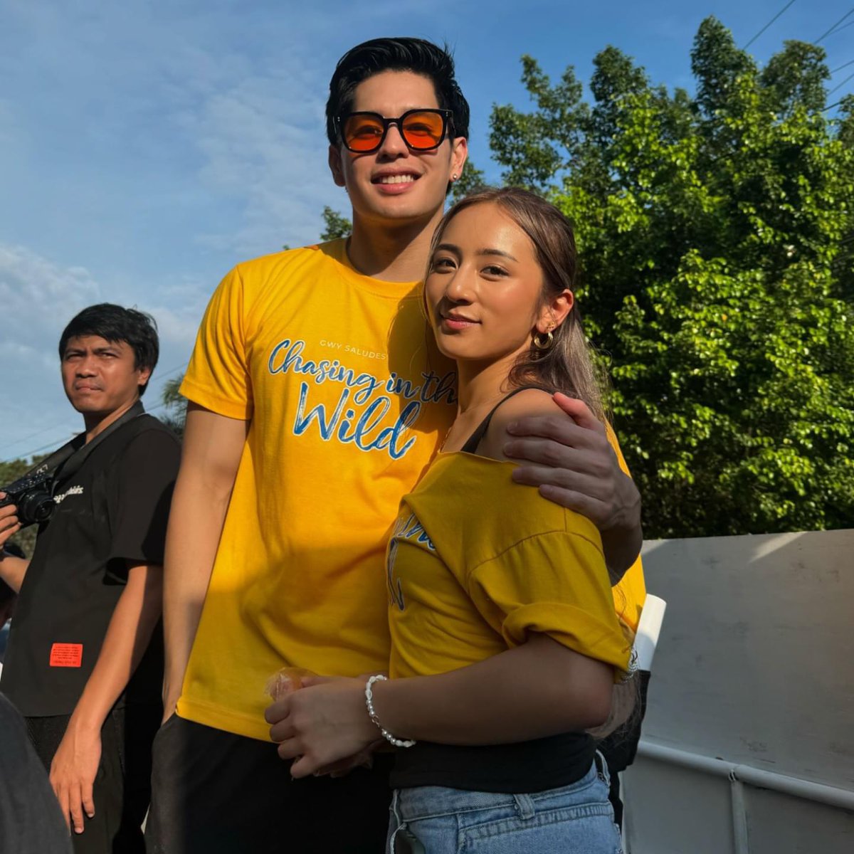 VivaOnePH's tweet photo. Ganito pala maki-piyesta ang HyGab! 😍🫶🏻

#CITWAtBuglasanFestival #CITWFestivalTour #CITWEra #ChasingInTheWild #UniverKada #UniLoveSquad #VivaOne #BidaKaDito https://t.co/z6uCZxO5Jz
