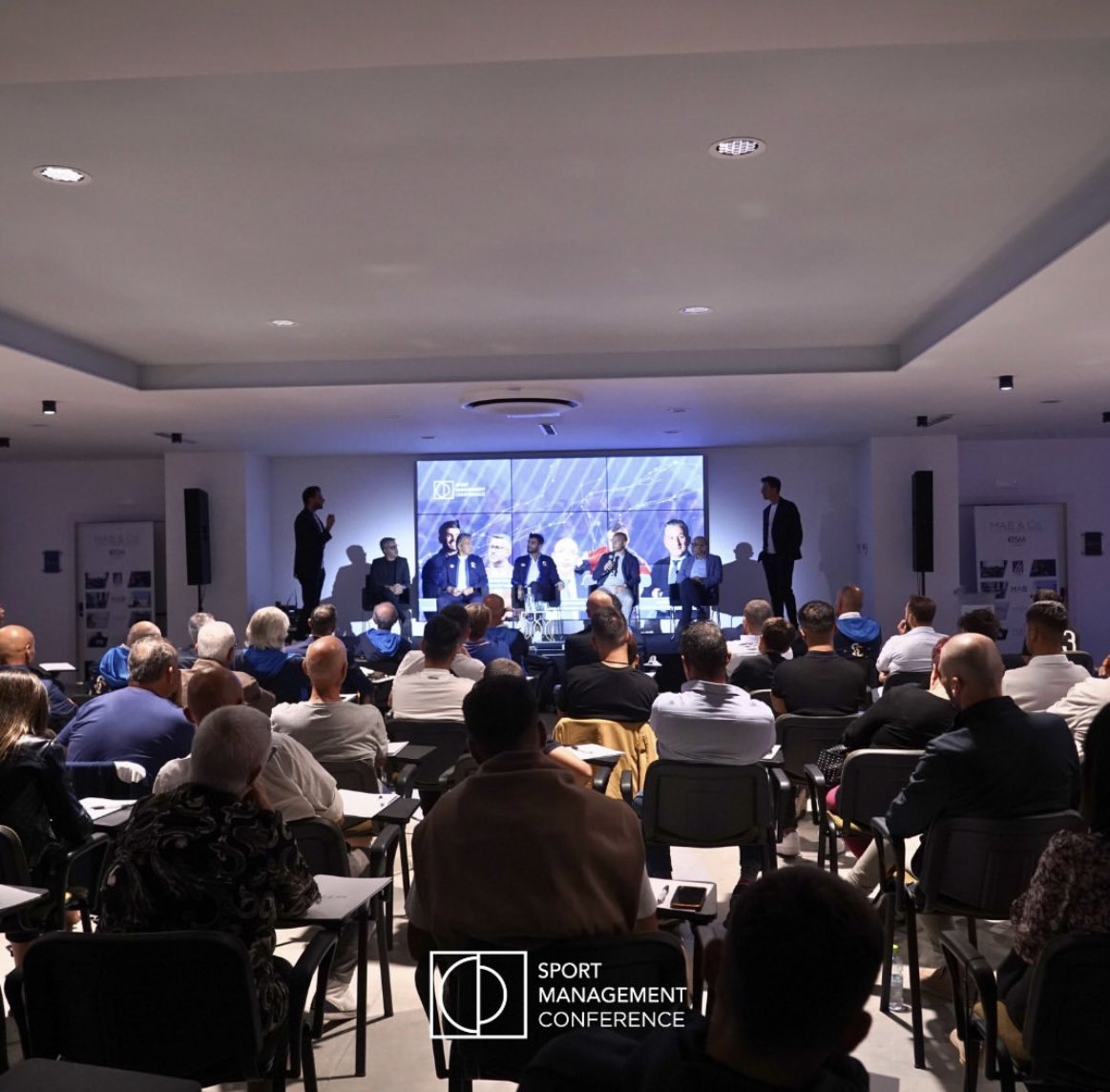 APisa82's tweet photo. “ la leadership è la capacità di trasformare una visione in azione”
@mabsportmanagement
Info corsi:
andreapisanu@mabmanagement.it

.
.
.
#Leadership #LeadershipDevelopment #mindset #corsi # https://t.co/EJX7cesaGm