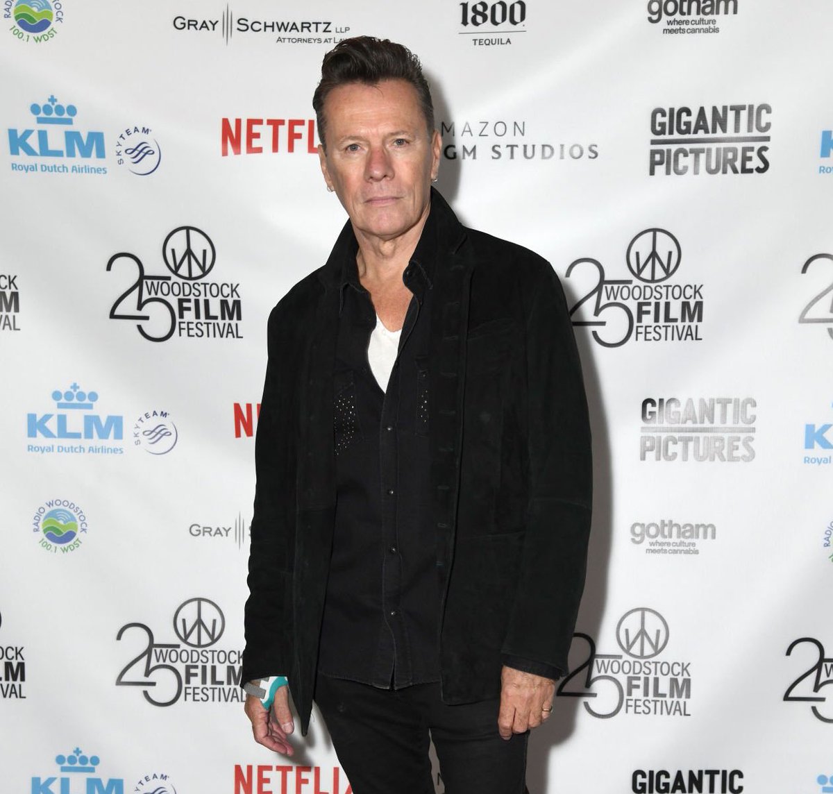 U2Valencia's tweet photo. Larry Mullen Jr reapareció públicamente este 18 de Octubre 2024 en la premiere de ‘Left Behind’ en Woodstock Film Festival

Se trata de un documental sobre la dislexia. Larry es uno de los productores

https://t.co/eqJKVCqFlE

#LarryIsBack #U2 #WFF25
📷 Simon Russell/Getty Images https://t.co/3tFQE0DUvJ