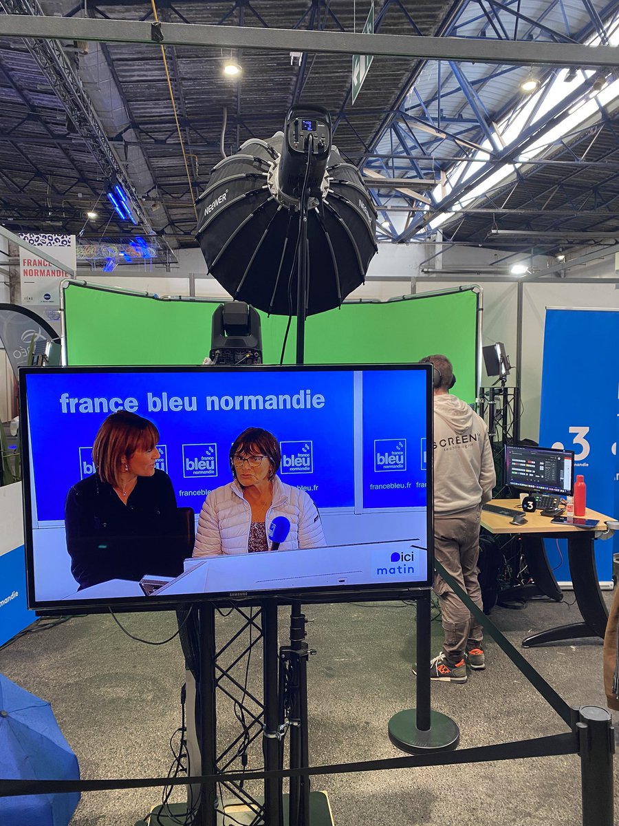 fabienneBA1's tweet photo. Venez au #FENO et passez à la 📺‼️ https://t.co/k9gzg2hjlm