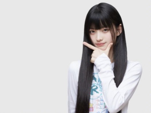 이로하 퍼컬 포토이즘으로 느껴짐