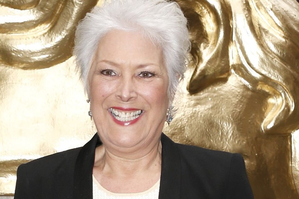 TVNewsCaps100's tweet photo. Remembering Lynda Bellingham who died 10 years ago today.
#tenyearson https://t.co/HozaHOpESp
