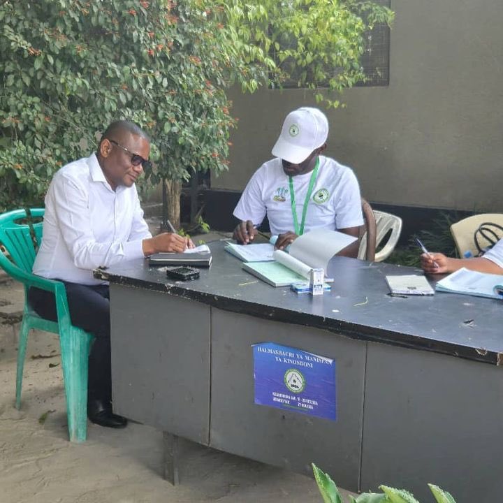 Mpingo Conservation tweet media