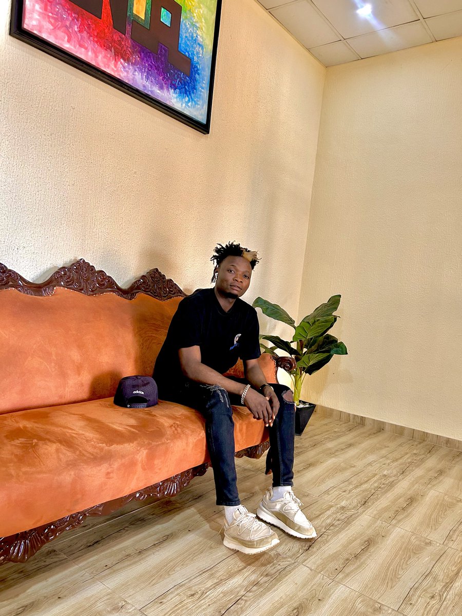 kwestbalogun's tweet photo. Thank you for Having me🎙️💝🫶 @blazonthrills @ntaakure2
#nta #music #indigenious https://t.co/kkcqPzNLUA