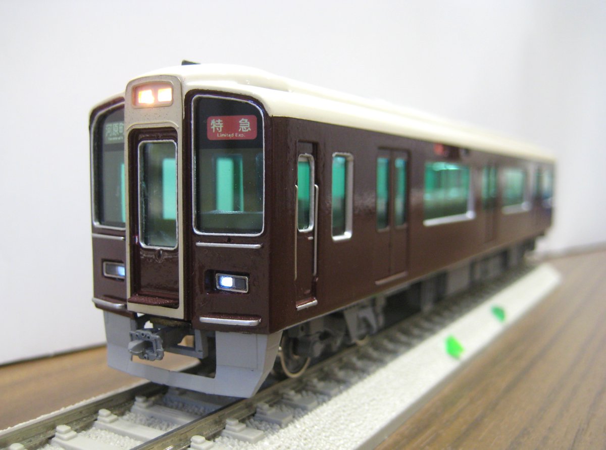 大阪店】 阪急9300系 商品：阪急9300系基本A＋中間B 8両セット（2014年