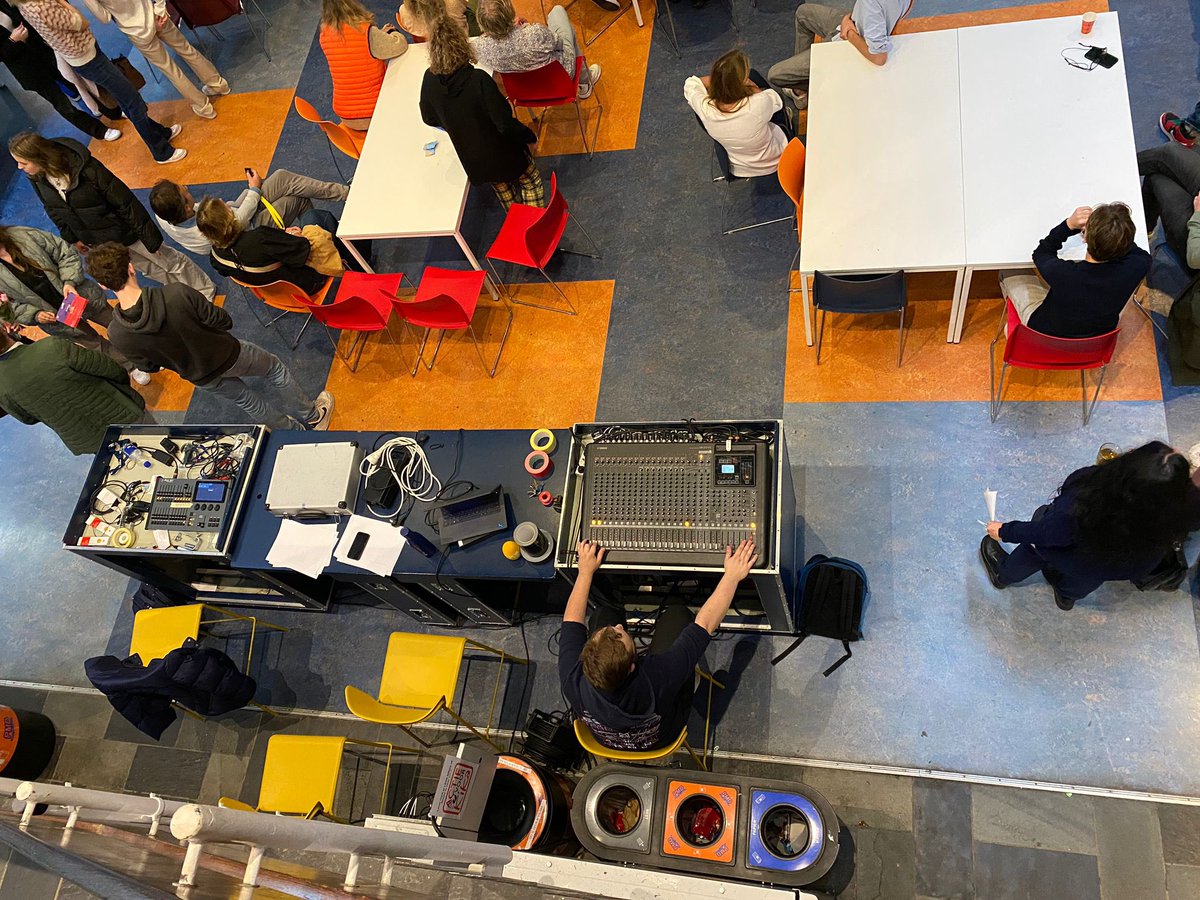 Onder grote belangstelling werden gisteren de havo PWS-presentaties gehouden. Wat een leuke en verschillende onderwerpen werden er gepresenteerd. Goed gedaan allemaal! #pws #examenjaar #havo