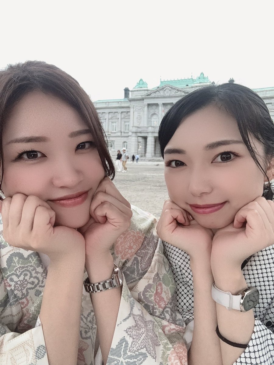 あん♡ 漆黒ヴァンパイアちゃん🦇🍷💋 地毛が茶色いのでこの漆黒感求め