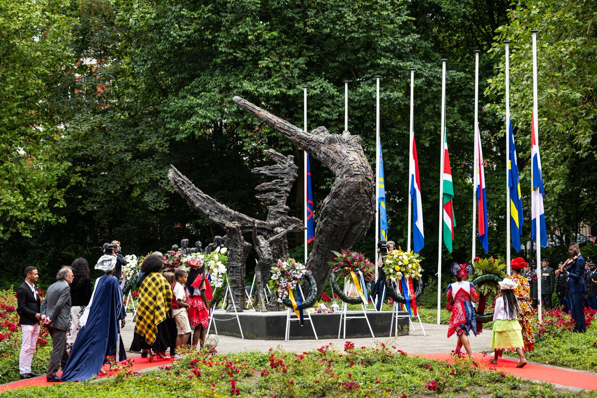 Hans Beerends: Dissident Martin Bossenbroek heeft gelijk over slavernijverleden bnnvara.nl/joop/artikelen…