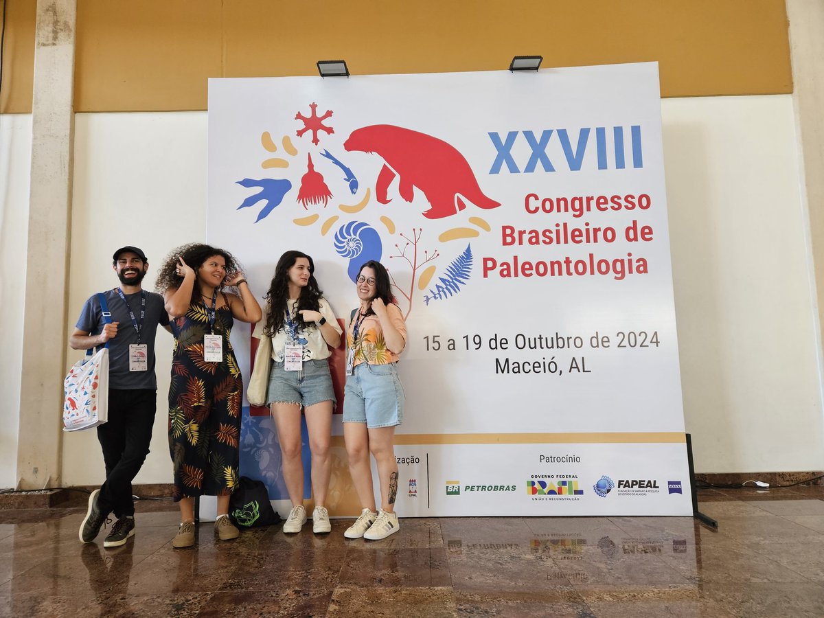 Pedro Godoy (@pedrolgodoy) on Twitter photo EXTREMELY proud of our lab members for their participation in this year's Brazilian Congress of Paleontology! Lots of great interactions and possible new collaborations. And even a best presentation prize (congrats Thayara!) 🥹💚 EXTREMELY proud of our lab members for their participation in this year's Brazilian Congress of Paleontology! Lots of great interactions and possible new collaborations. And even a best presentation prize (congrats Thayara!) 🥹💚