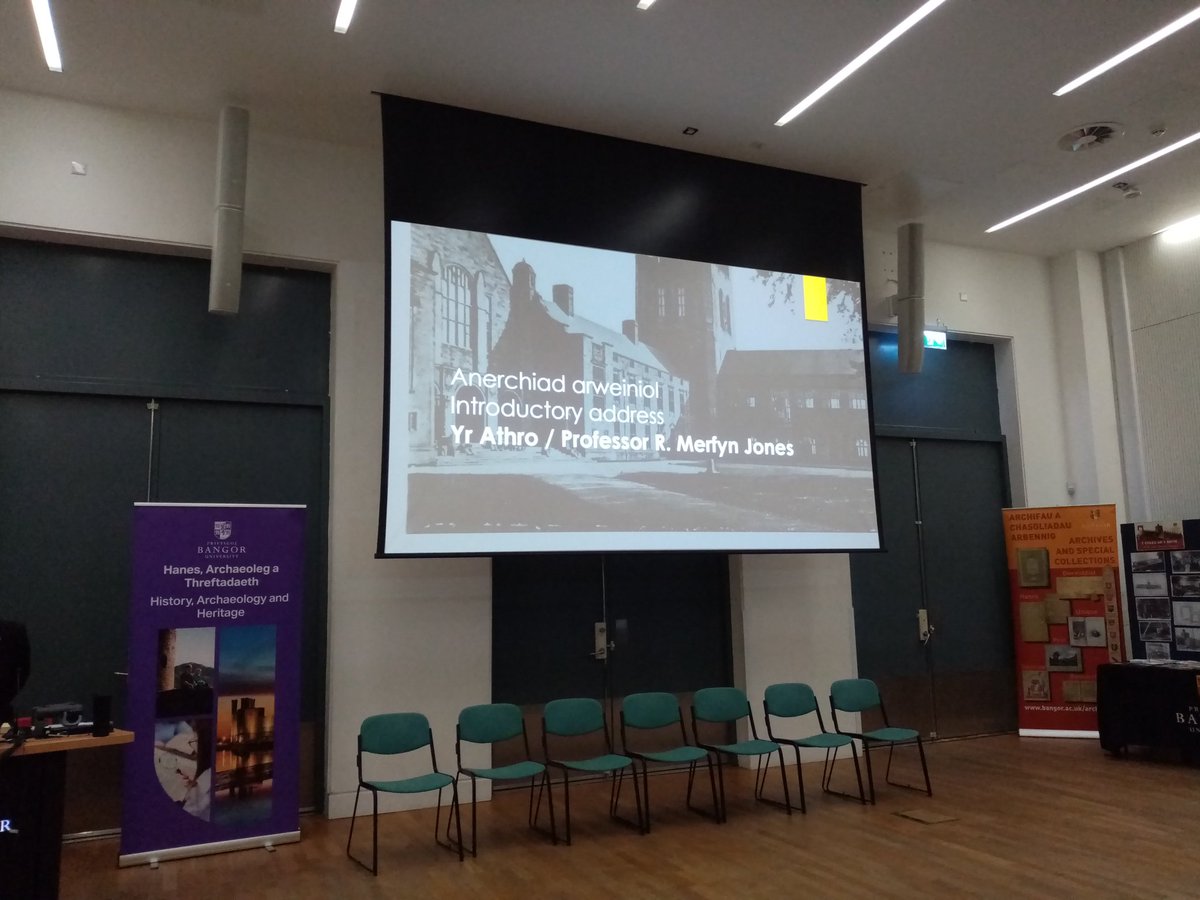 Fantastic start to our History day, with an inspiring address by Professor Merfyn Jones. Dechrau gwych i'n diwrnod Hanes, gydag anerchiad ysbrydoledig gan Yr Athro Merfyn Jones #ColegArYBryn <a href="/SHiLSSBU/">School of History, Law & Social Sciences Bangor</a> <a href="/ArchPBU/">Archifau Prifysgol Bangor University Archives</a> <a href="/prifysgolbangor/">Prifysgol Bangor</a> <a href="/BangorUni/">Bangor University</a>