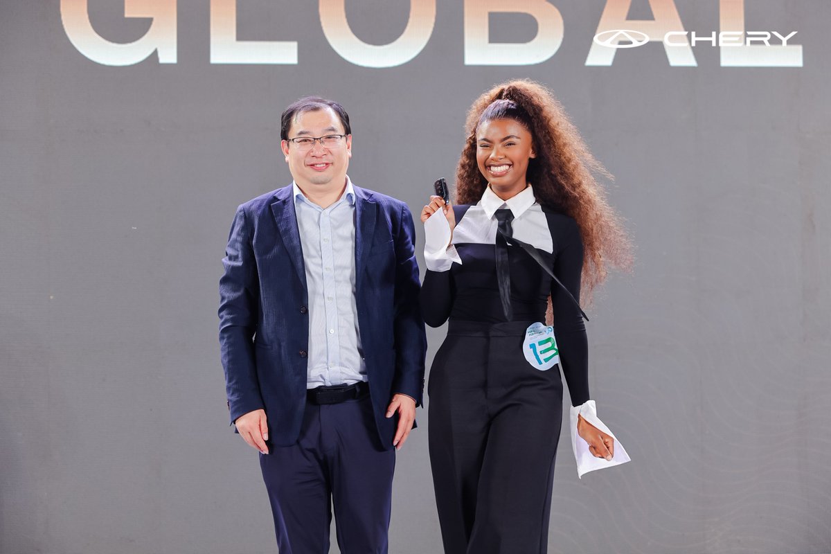 CheryAutoCo's tweet photo. Step into an unforgettable night of innovation and camaraderie! We gathered to celebrate groundbreaking technology and a sustainable future. Feel the vibrant energy in the atmosphere.
#Chery #InternationalUserSummit #ForUsForFuture #AdvancedTechnology #Innovation https://t.co/b8m5ksvik6