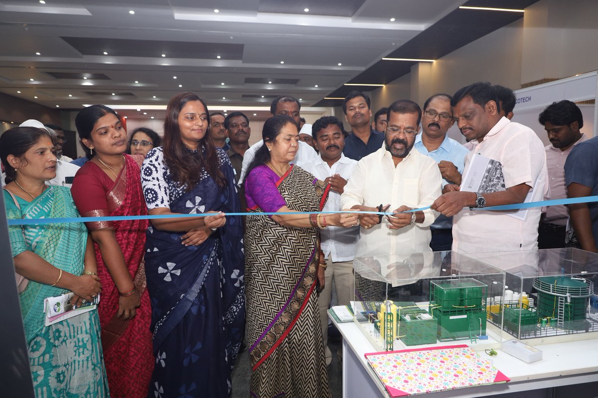 sanitation_gwmc's tweet photo. The Greater Warangal Municipal Corporation, in coordination with the Administrative Staff College of India (ASCI), is organized a Bulk Organic Waste Management Technologies and Process Expo at Venkateshwara Garden. https://t.co/JoTh35d4q5