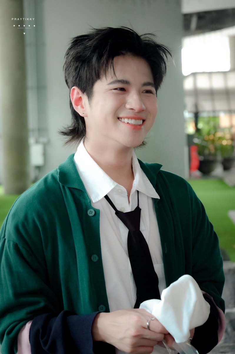 PrayTikky's tweet photo. ยิ้มที ละลายยยยยยยยย ~~~ 

พิแปลนพี่ !!!

#คนของแปลน #PlanRathavit https://t.co/QTAWwdZGVe