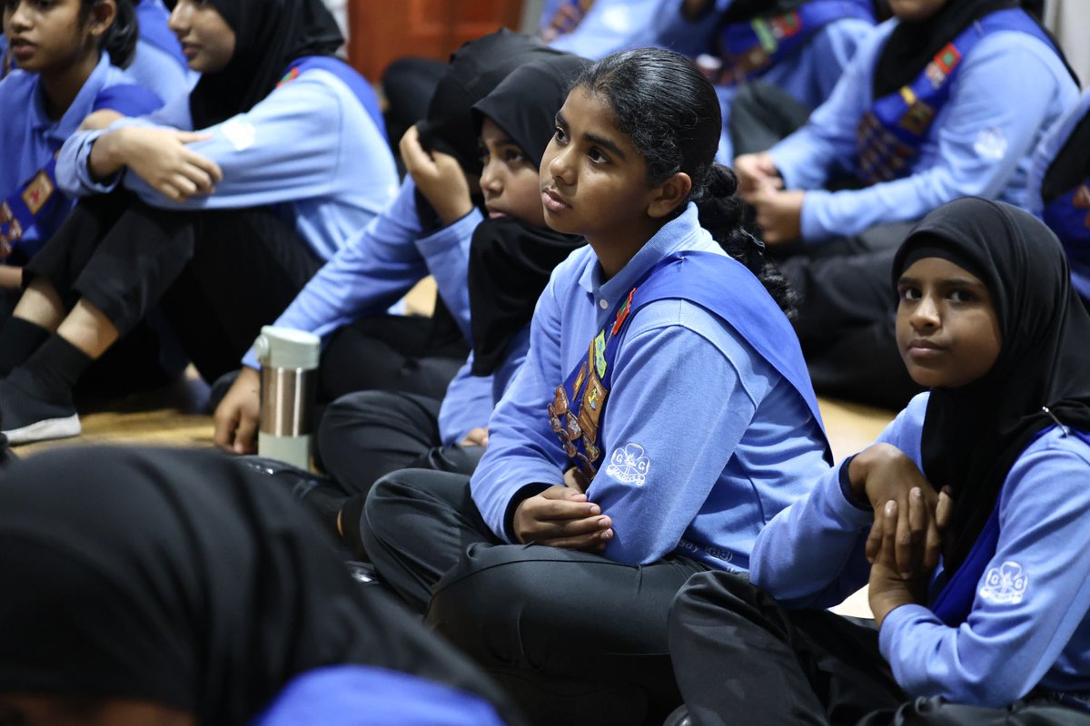 އަޙްމަދިއްޔާ އިންޓަރނޭޝަނަލް ސްކޫލްގެ ލިޓުލްމެއިޑު ކުދިންގެ ހިޔަލަ ކޭންޕުގައި  ކުރިއަށް ގެންދިޔަ މަގުމަތީގެ ސަލާމަތާއި ރައްކާތެރިކަމާ  ގުޅޭ ސެޝަނުގެ ތެރެއިން ..މި ސެޝަނުގައި ޖުމްލަ 86 ދަރިވަރުން ބައިވެރި ވެފައިވޭ..
ރައްކާ2023