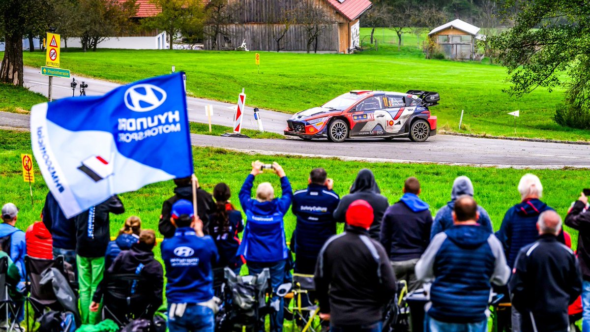 Media_Racing's tweet photo. 🇪🇺📰🔜La celebración por el título del #WRC de Neuville en suspenso tras un turbulento sábado en el #CentralEuropianRally 

https://t.co/a0dayVkioD https://t.co/nQQ76lT9Pj