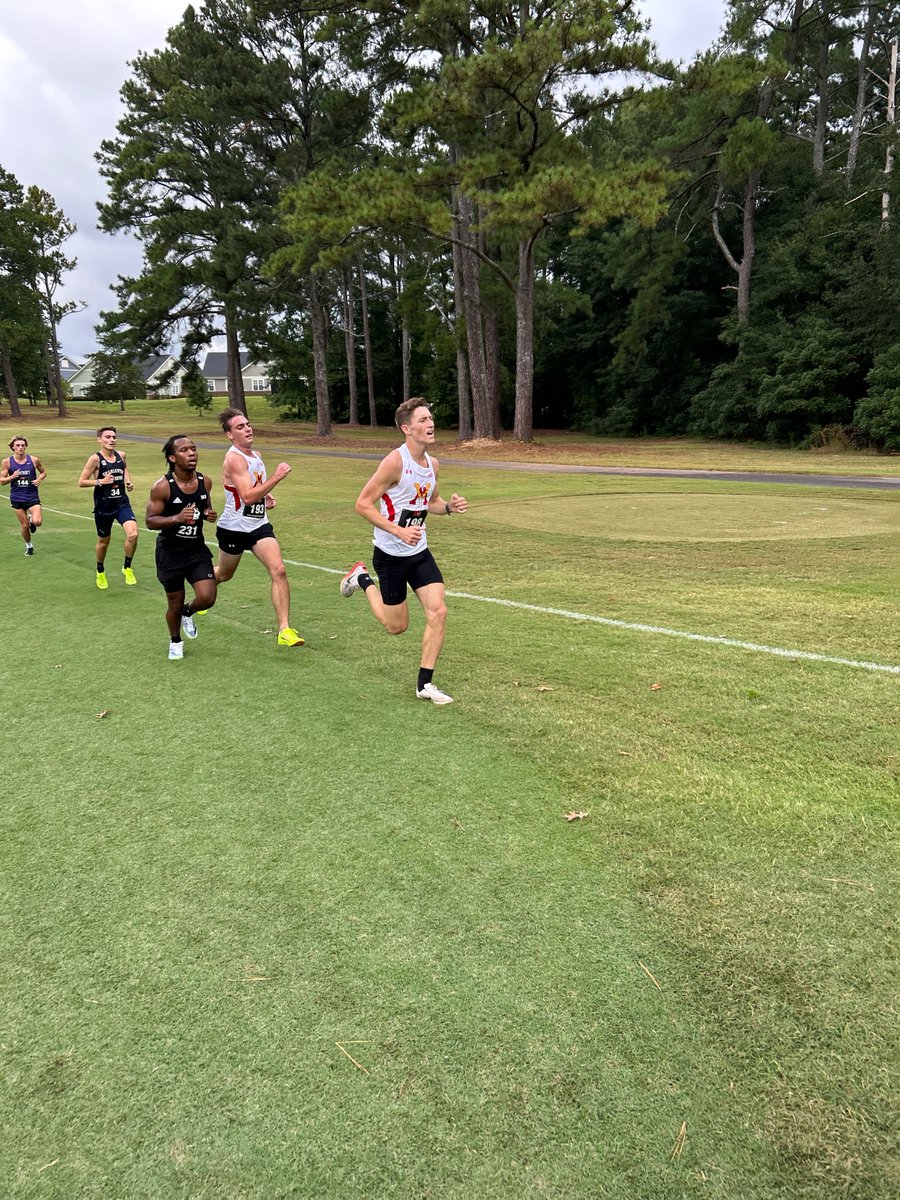 VMITandF's tweet photo. The VMI Keydets showed out at the Panorama Farms Invitational! 💪🔥
Top finishes:
👟 Kevin Shank: 25:05.1 (11-sec PR)
👟 Jillian Sisk: 22:04.10 (35-sec PR)
7 athletes hit PRs today!
Next stop: Southern Conference on 11/02/24.
#KeydetNation #XC #GoKeydets #RahVirginiaMil https://t.co/ONWdWAJbih
